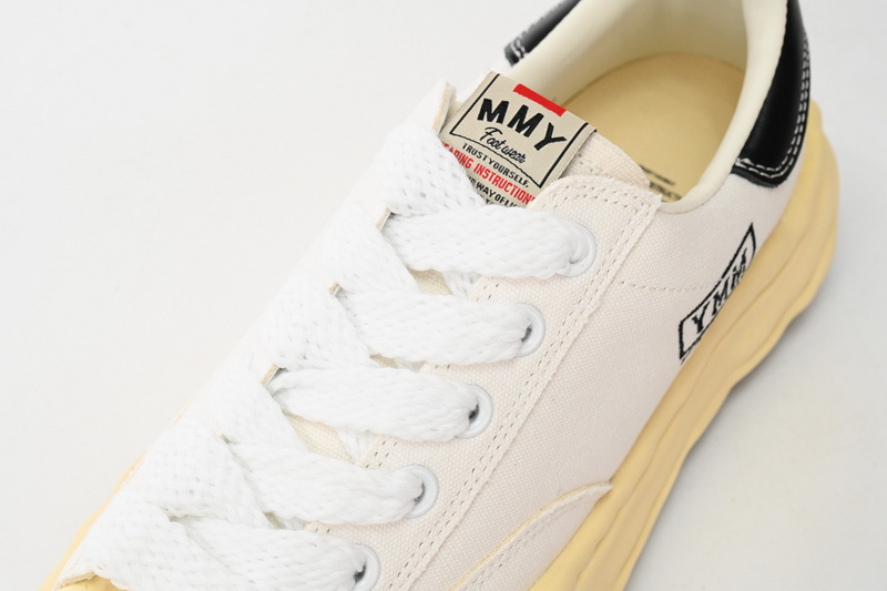 MIHARA YASUHIRO White And White Yellow Black Background