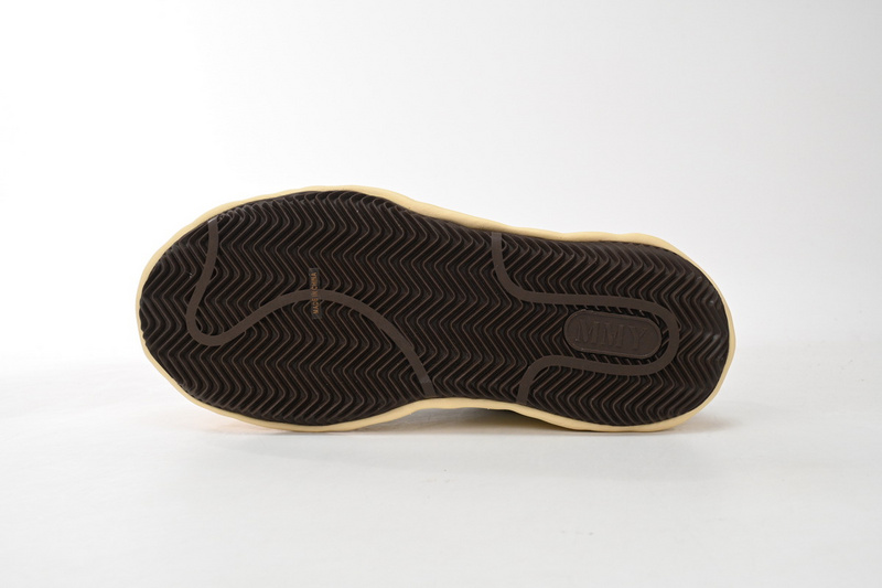 MIHARA YASUHIRO White And White Yellow Black Tail