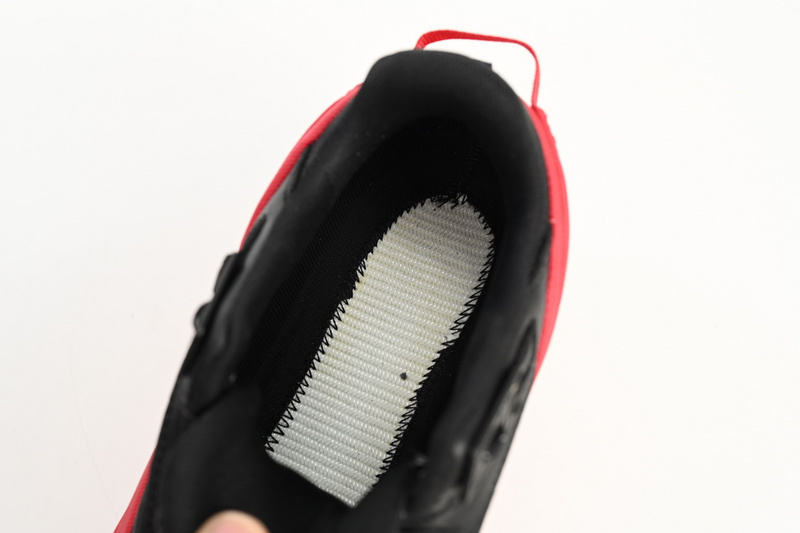 Moncler Trailgrip Black Red