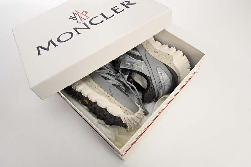 Moncler Trailgrip Grey