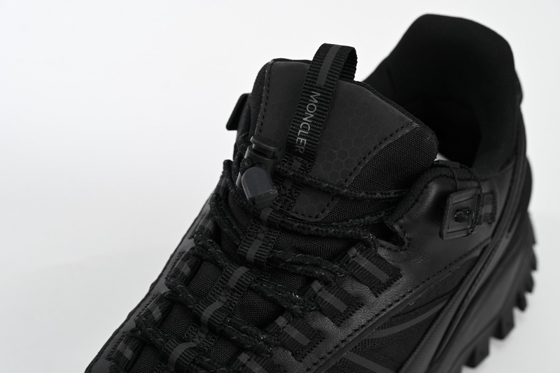 Moncler Trailgrip GTX Black
