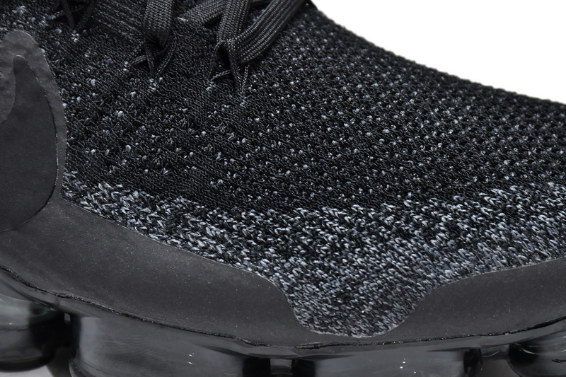 Nike Air VaporMax Triple Black