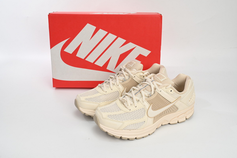 Nike Air Zoom Vomero 5 Beige Brown