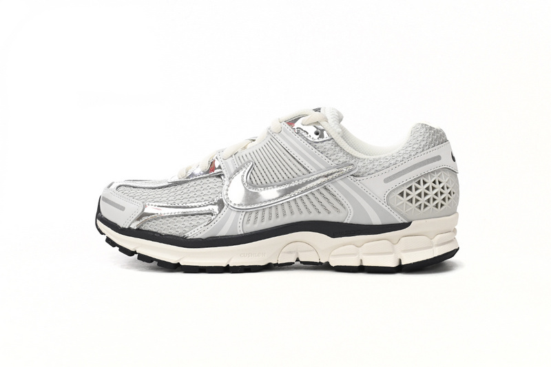 Nike Air Zoom Vomero 5 Silver