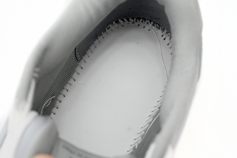 OFF-WHITE Out Of Office Pale