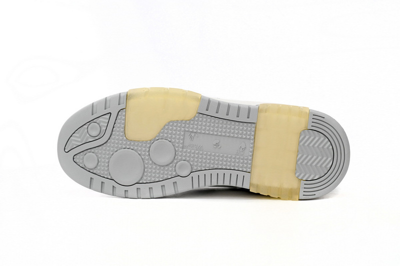 OFF-WHITE Out Of Office Pale