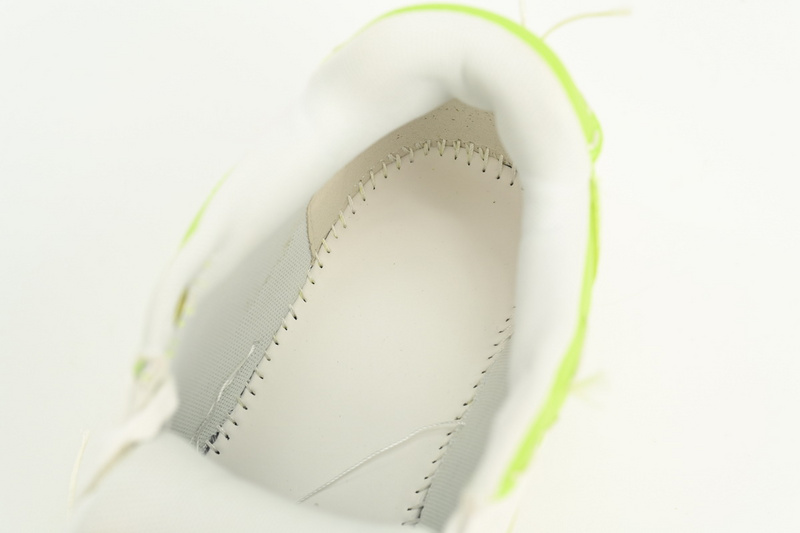 OFF-WHITE Out Of Green And White Limit