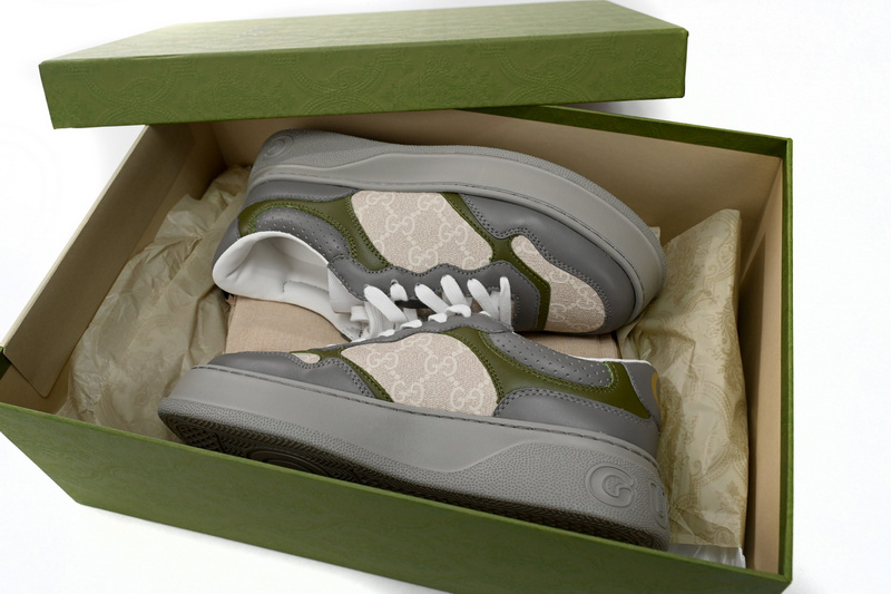 GUCCI Chunky B White Blue Green