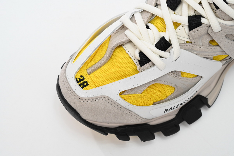 Balenciaga Tess S.Black Black And Yellow Tail