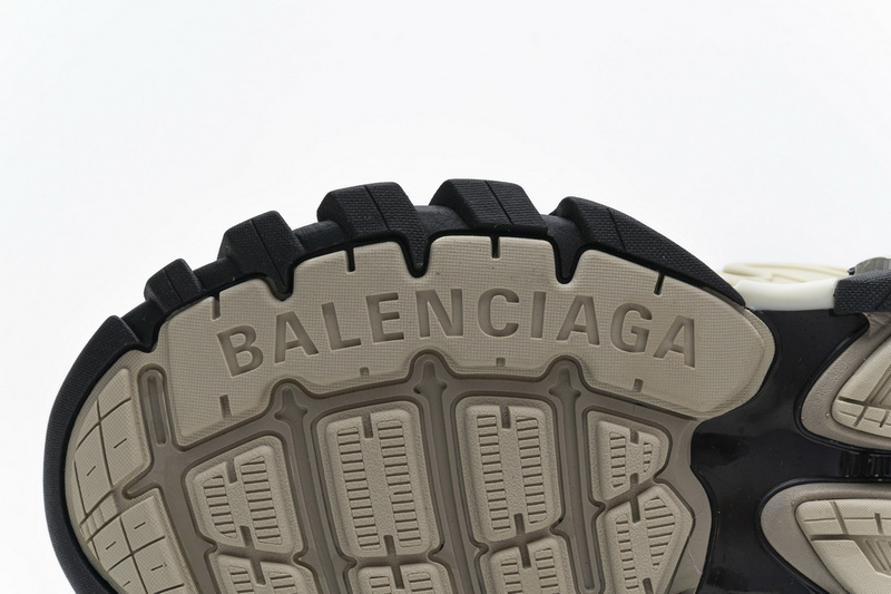 Balenciaga Track 2 Sneaker Champagne Black