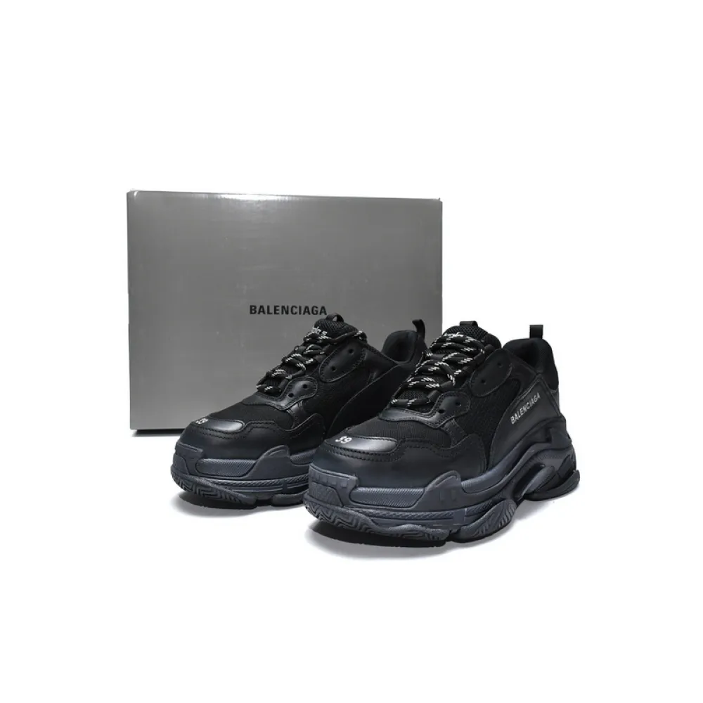 Balenciaga Triple S Black