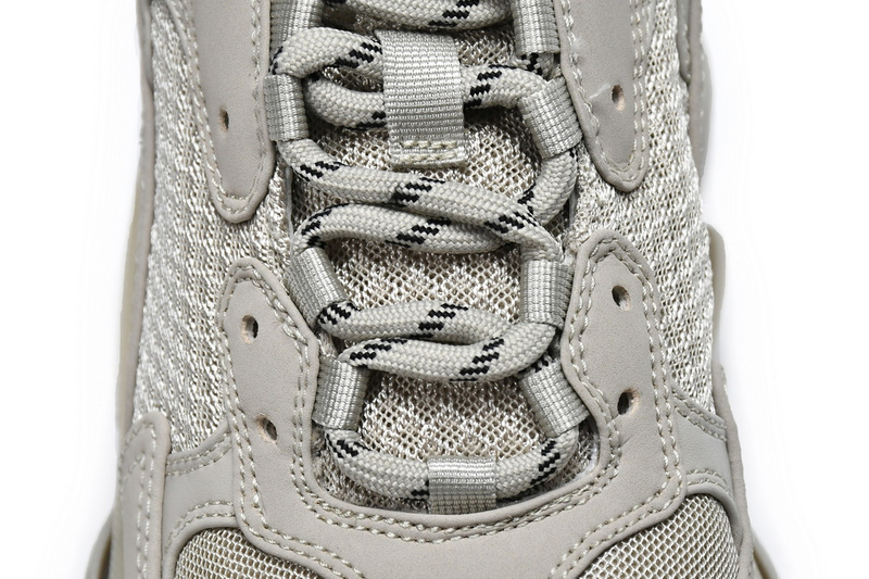 Balenciaga Triple S Rice Ash