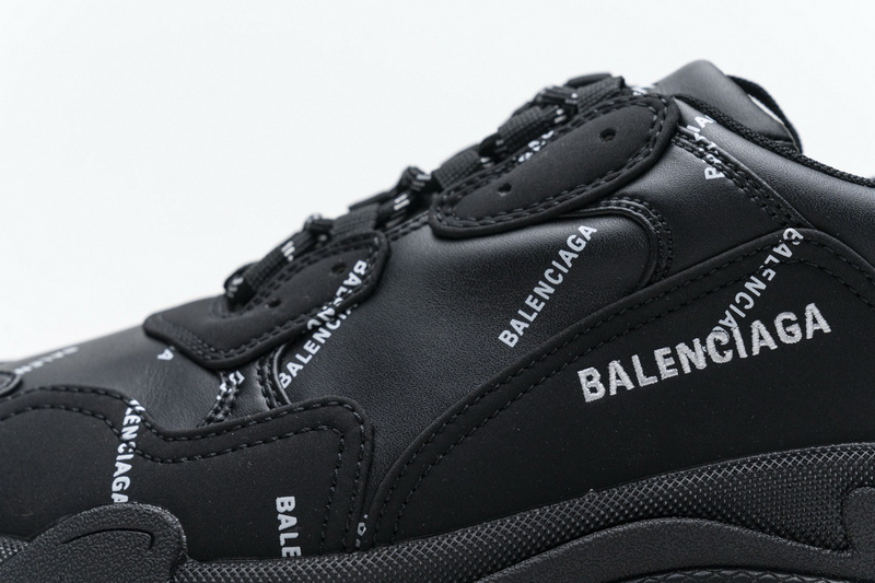 Balenciaga Triple S Black