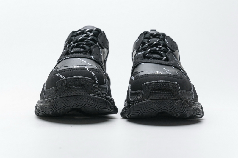 Balenciaga Triple S Black