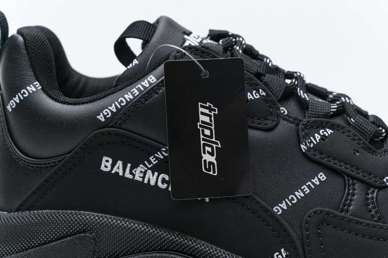 Balenciaga Triple S Black