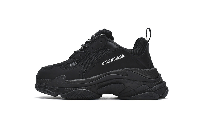 Balenciaga Triple S Black
