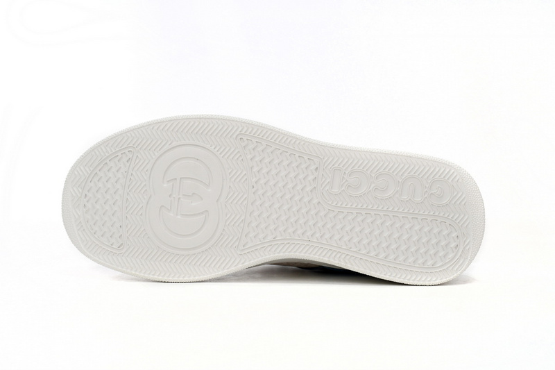 GUCCI Chunky B Wa Thet