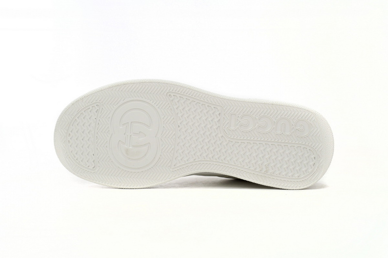 GUCCI Chunky B whi Te