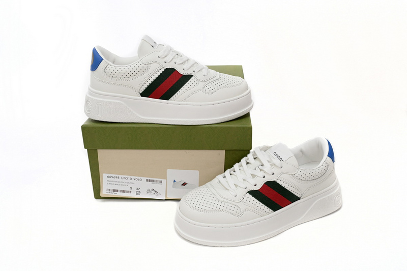 GUCCI Chunky B White and Blue Tail