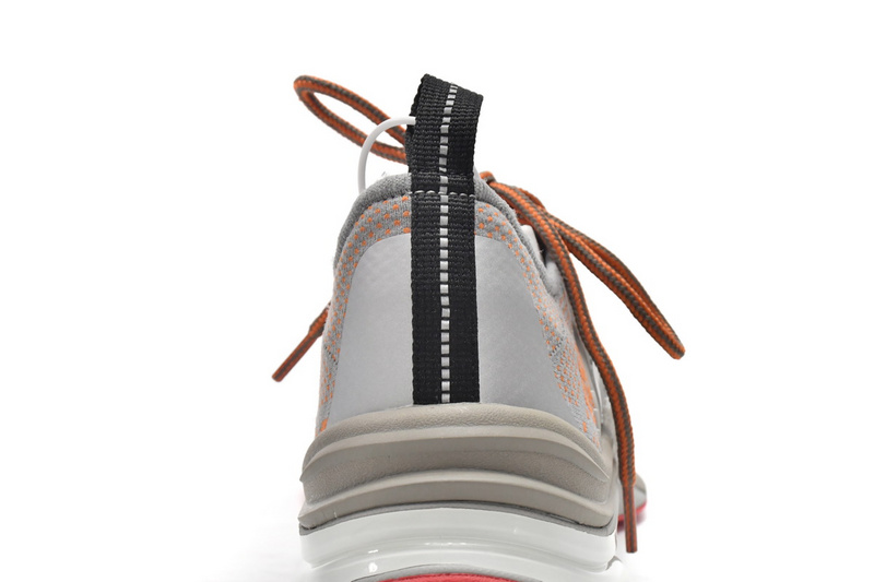 Gucci Run Sneakers Grey Red