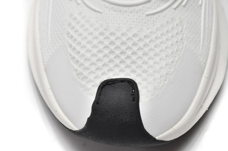 Gucci Run Sneakers White