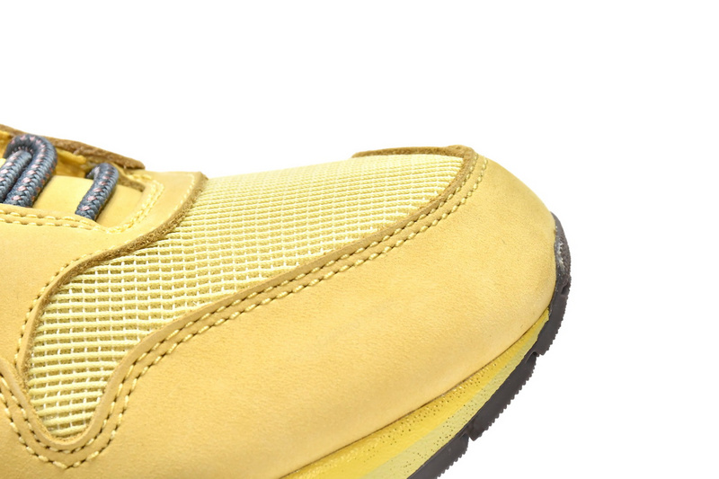 CACT.US CORP x Nike Air Max 1 Saturn Gold