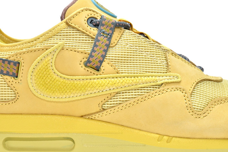 CACT.US CORP x Nike Air Max 1 Saturn Gold