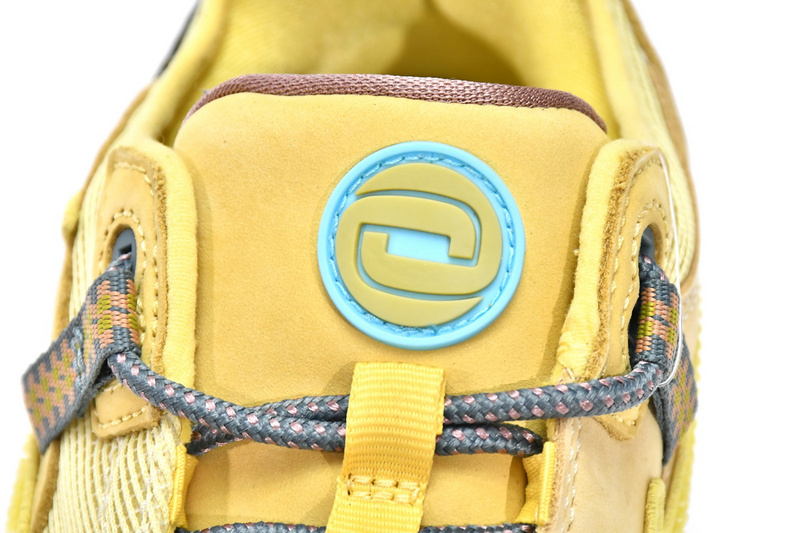 CACT.US CORP x Nike Air Max 1 Saturn Gold