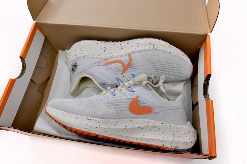 Nike Air Zoom Pegasus 39 Light Thistle Safety Orange