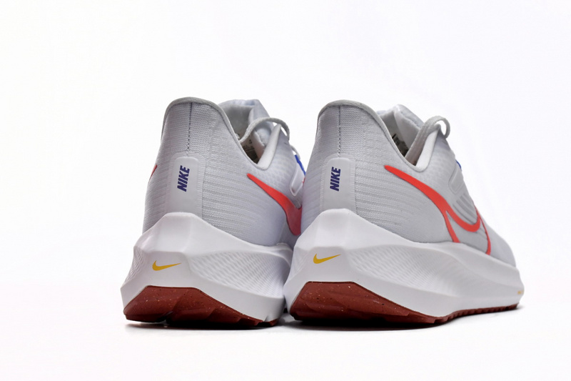 Nike Air Zoom Pegasus 39 Grey Bright Crimson