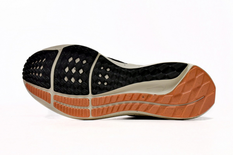 Nike Air Zoom Pegasus 39 Black White Orange