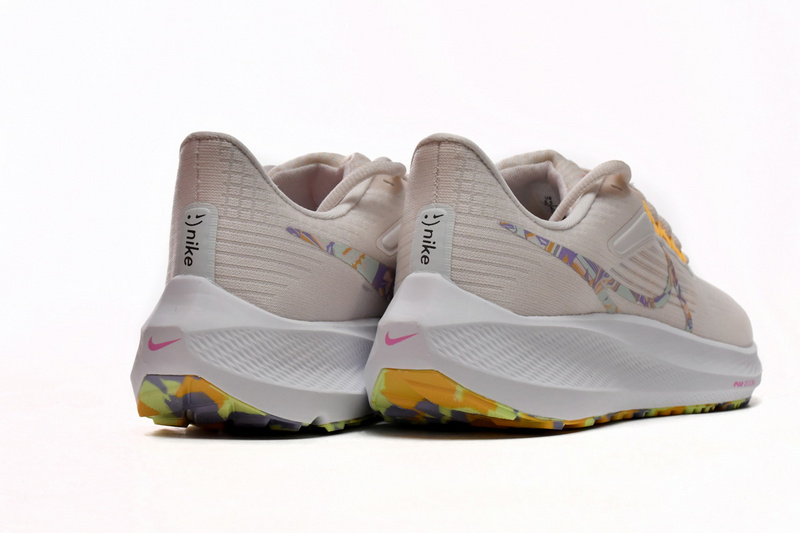 Nike Air Zoom Pegasus 39 Camo pink