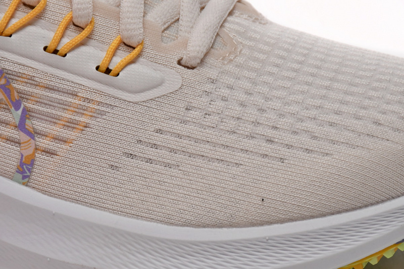 Nike Air Zoom Pegasus 39 Camo pink