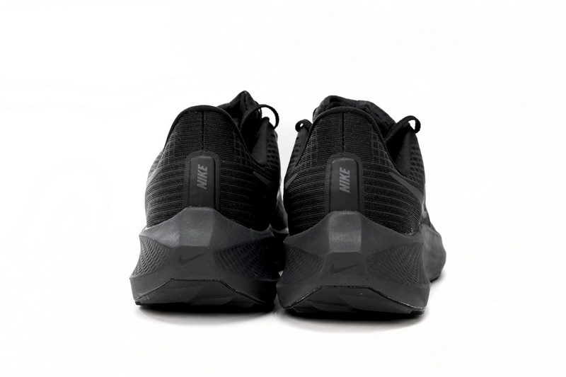 Nike Air Zoom Pegasus 39 Barely Black