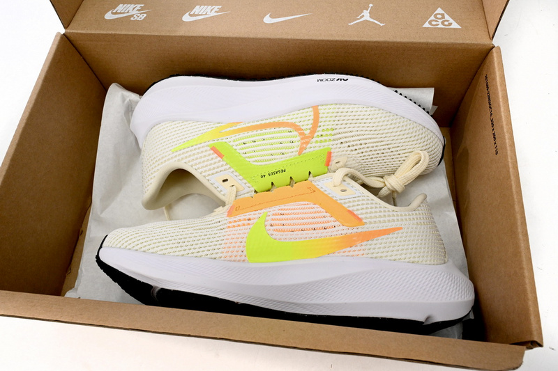 Nike Air Zoom Pegasus 40 White Yellow