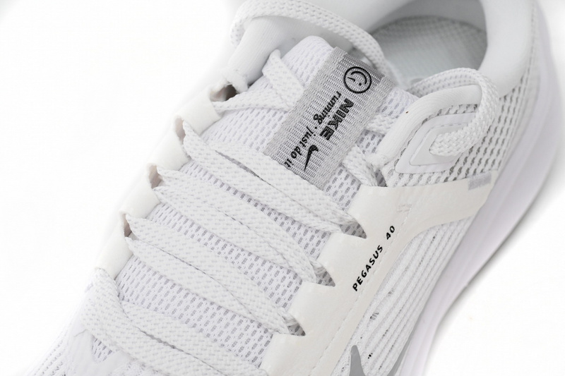 Nike Air Zoom Pegasus 40 Pale