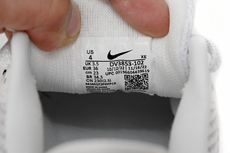 Nike Air Zoom Pegasus 40 Pale