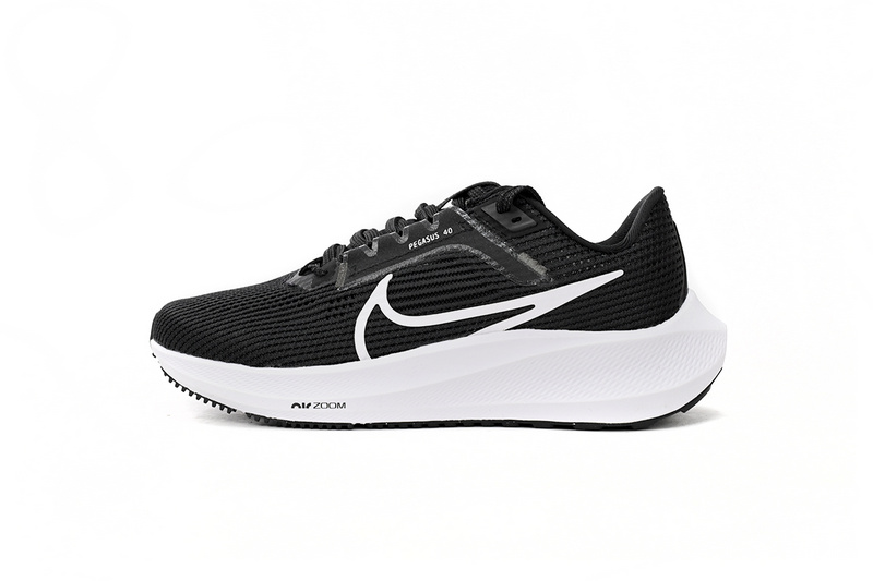 Nike Air Zoom Pegasus 40 Black And White