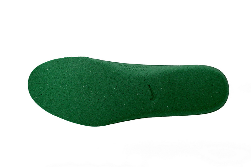 Nike Air Zoom Pegasus 40 Red, white, and black