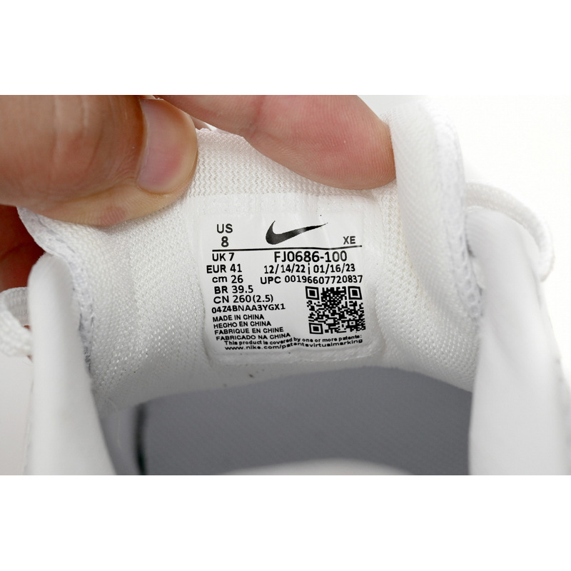 Nike Air Zoom Pegasus 40 Red, white, and black