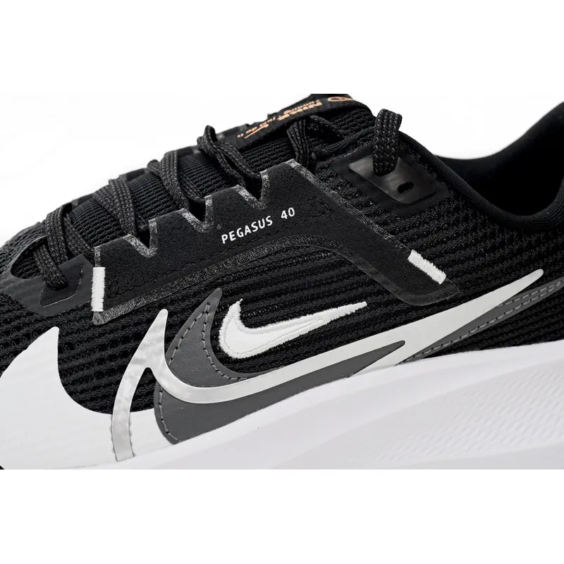 Nike Air Zoom Pegasus 40 Black and White Three Hooks