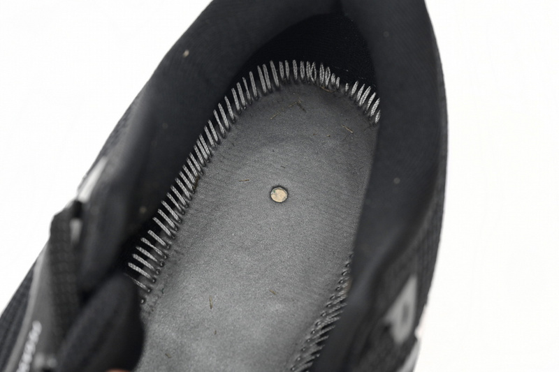 Nike Air Zoom Pegasus 40 Black and White Three Hooks