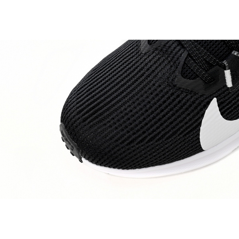 Nike Air Zoom Pegasus 40 Black and White Three Hooks