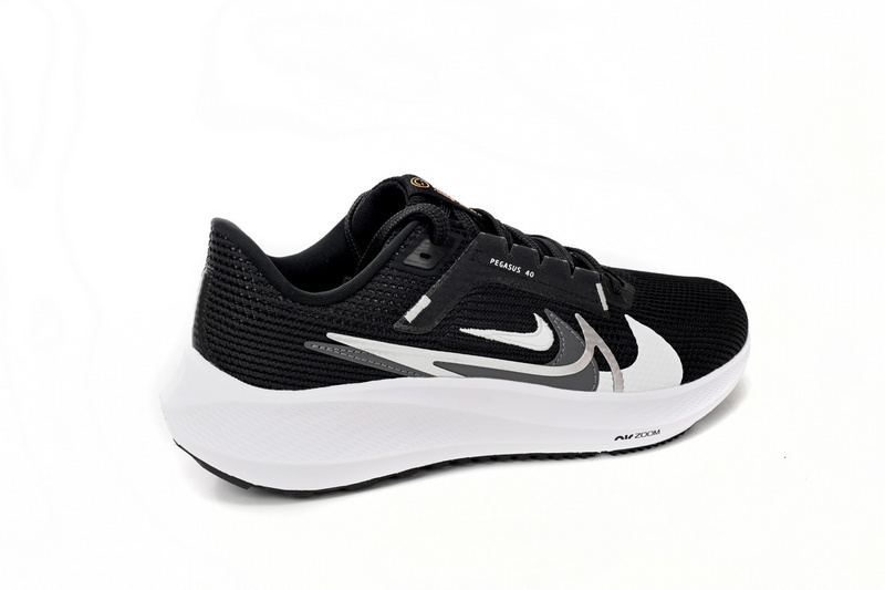 Nike Air Zoom Pegasus 40 Black and White Three Hooks