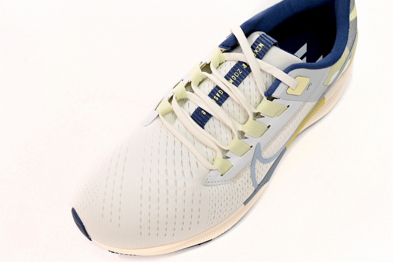 Nike AIR ZOOM PEGASUS 38 Beige Green