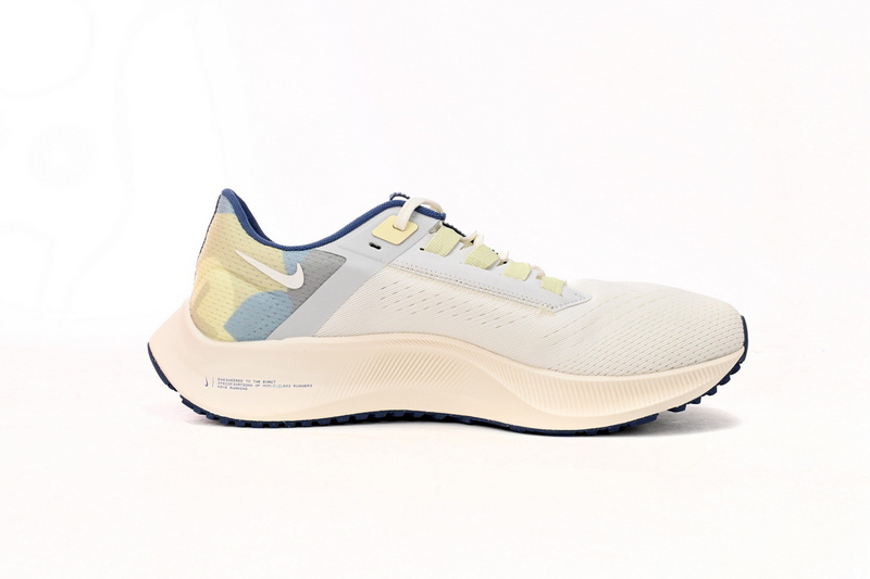 Nike AIR ZOOM PEGASUS 38 Beige Green