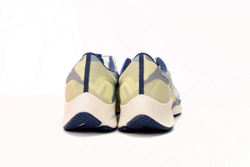 Nike AIR ZOOM PEGASUS 38 Beige Green