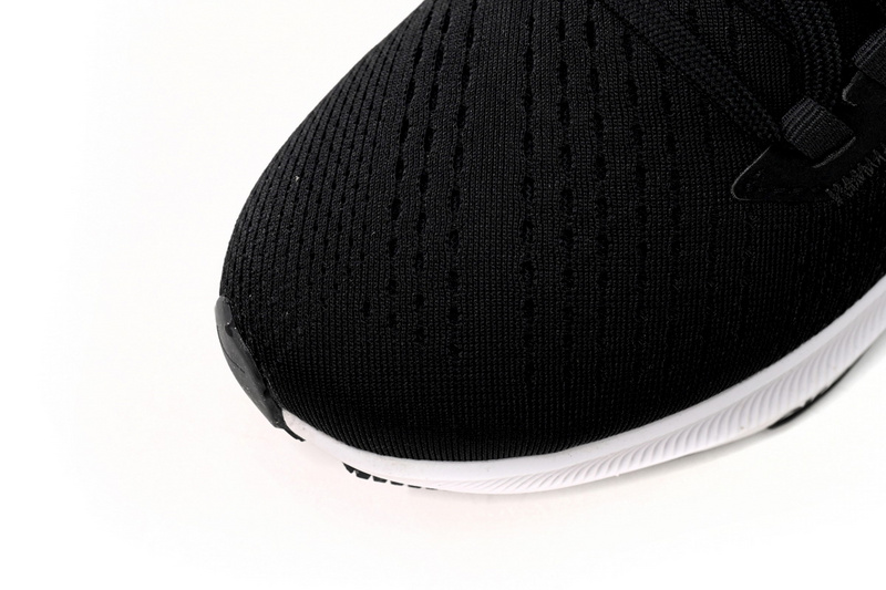 Nike AIR ZOOM PEGASUS 38 Black And White