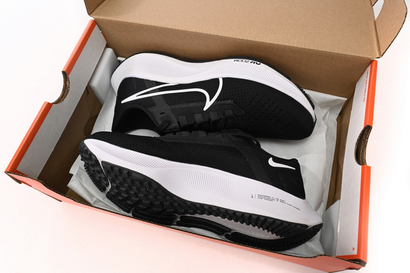 Nike AIR ZOOM PEGASUS 38 Black And White
