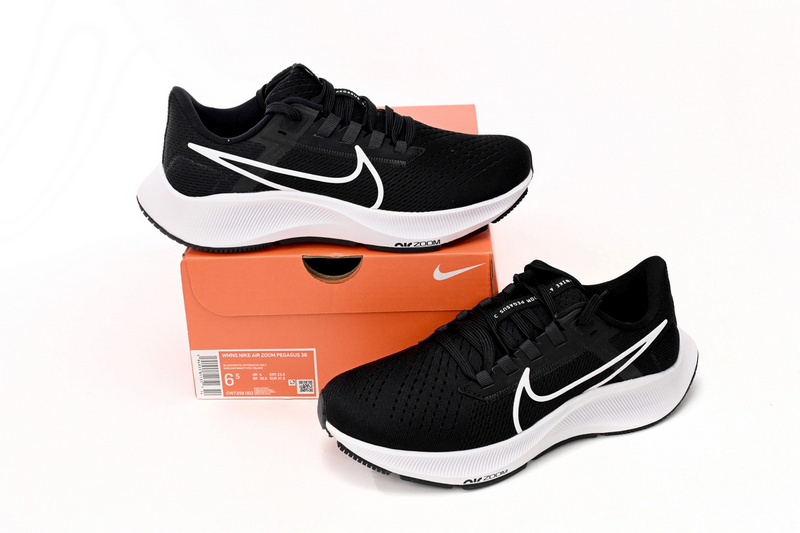 Nike AIR ZOOM PEGASUS 38 Black And White